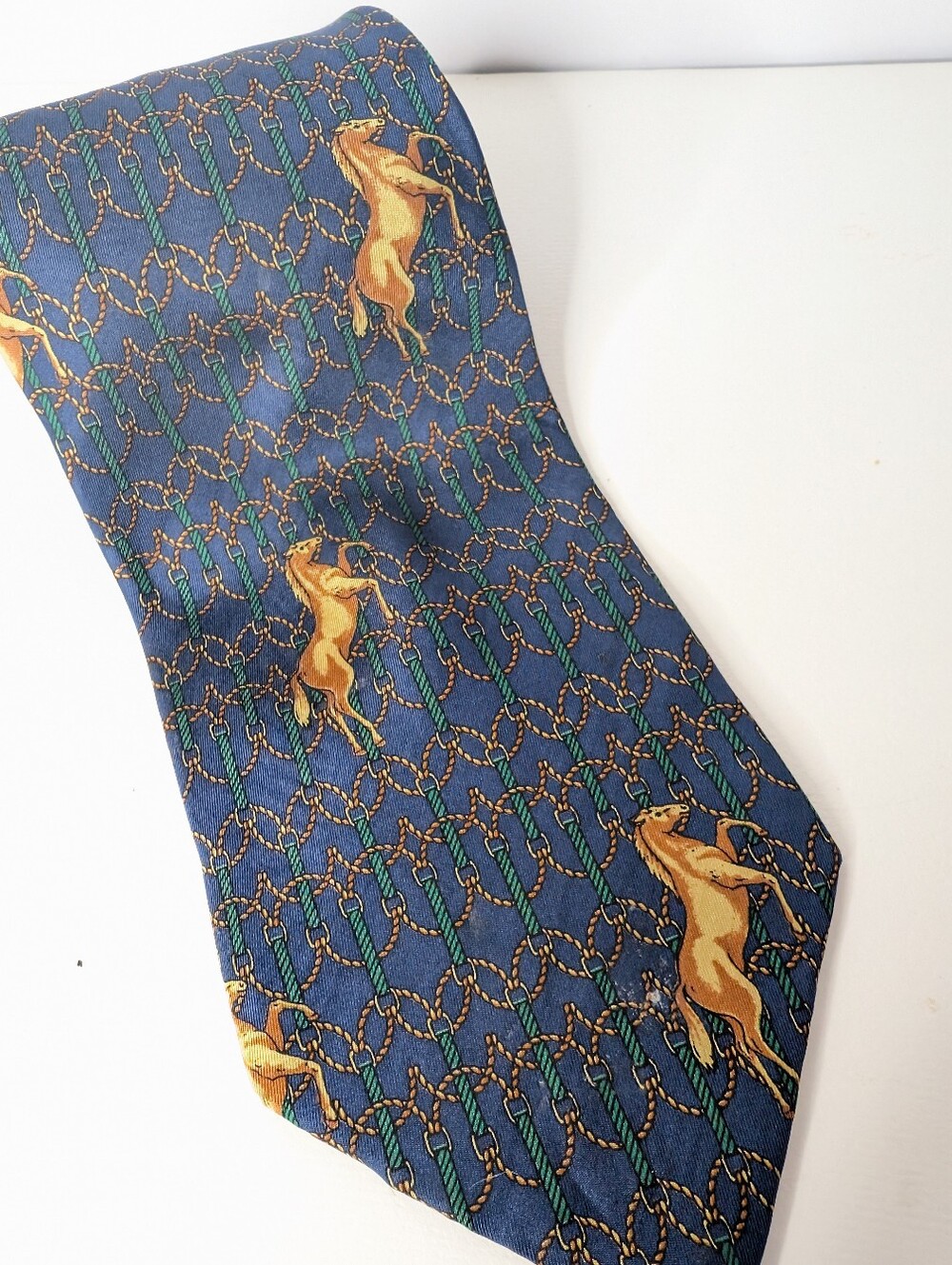 Gently used Antiche Seterie Fiorentine 100% silk neck tie Horses
